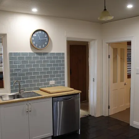 Victoria Cottage-3